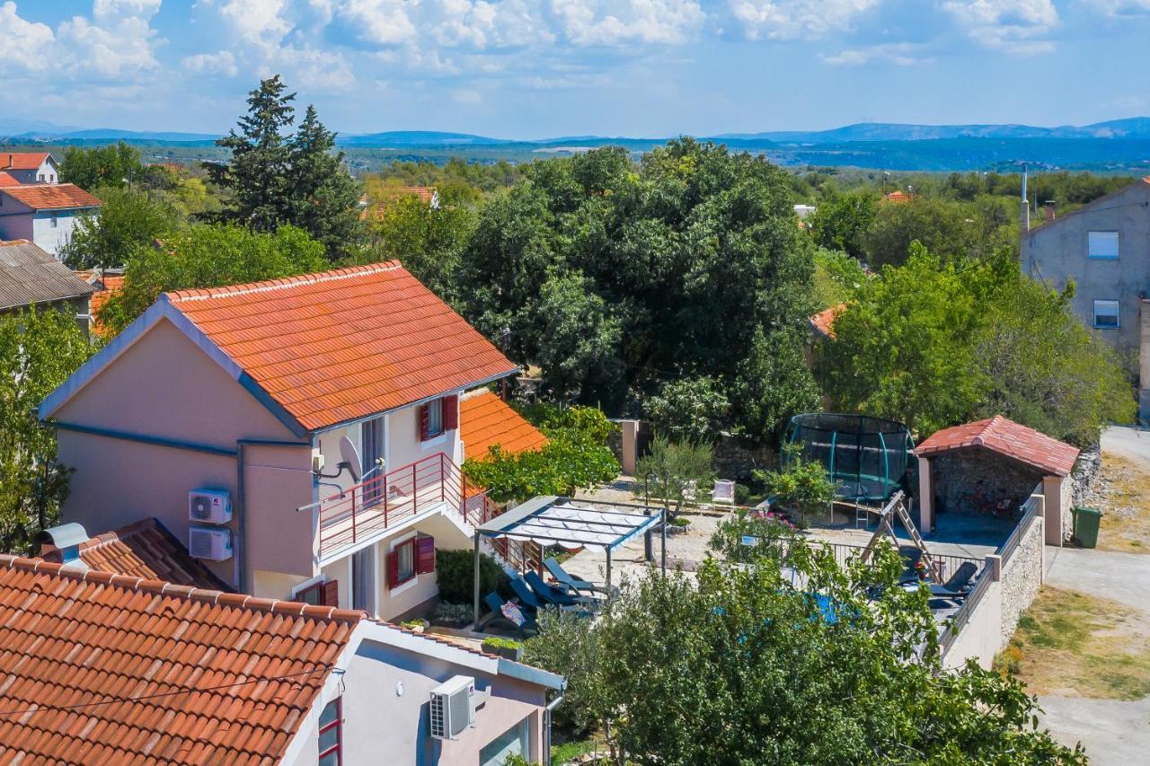 Holiday Home Rosko Skradin Luaran gambar