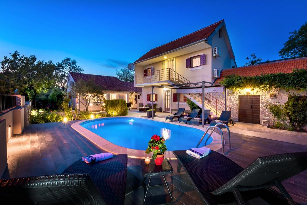 Holiday Home Rosko Skradin Luaran gambar