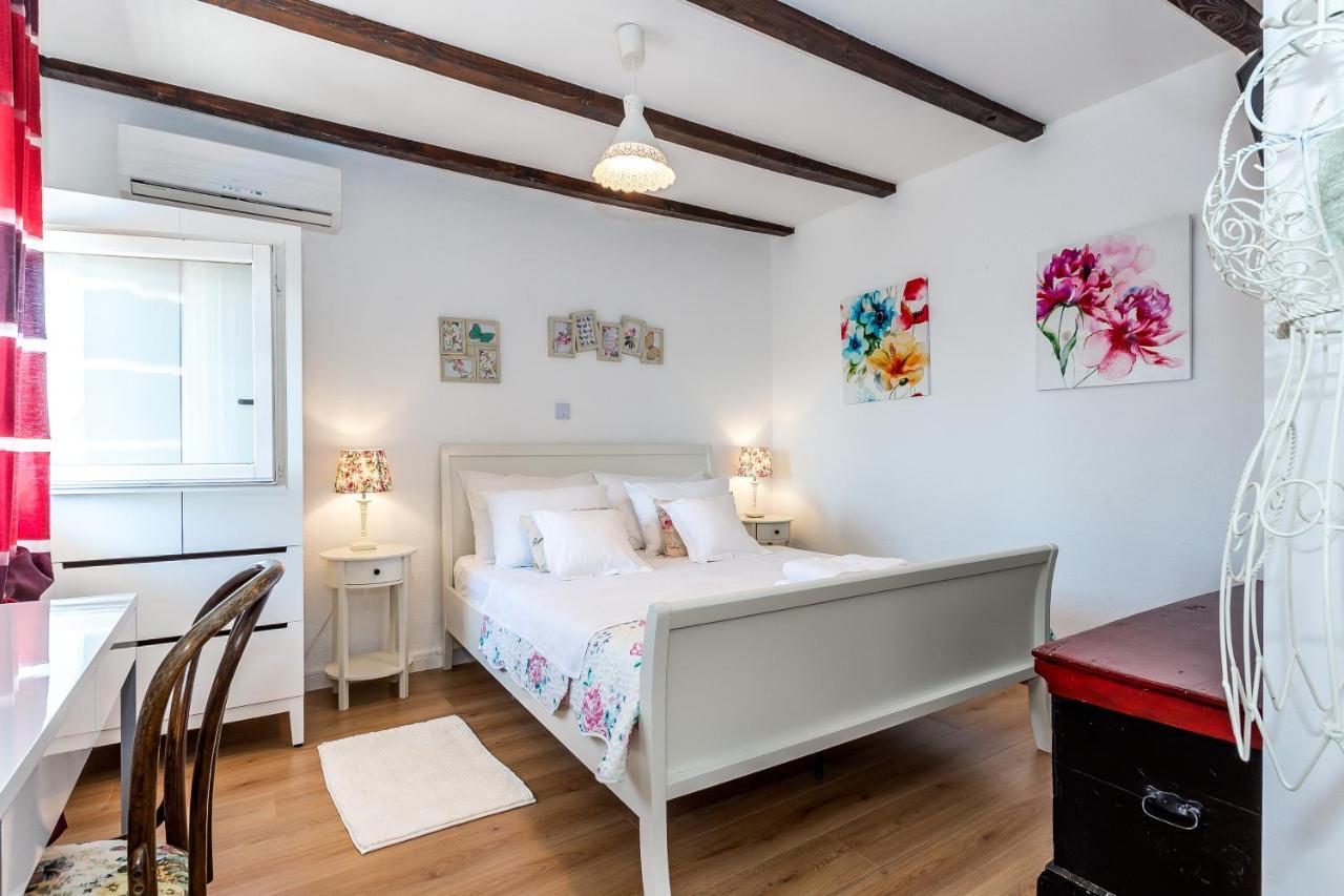 Holiday Home Rosko Skradin Luaran gambar