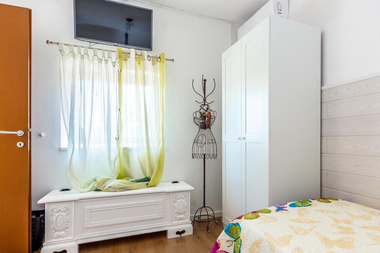 Holiday Home Rosko Skradin Luaran gambar