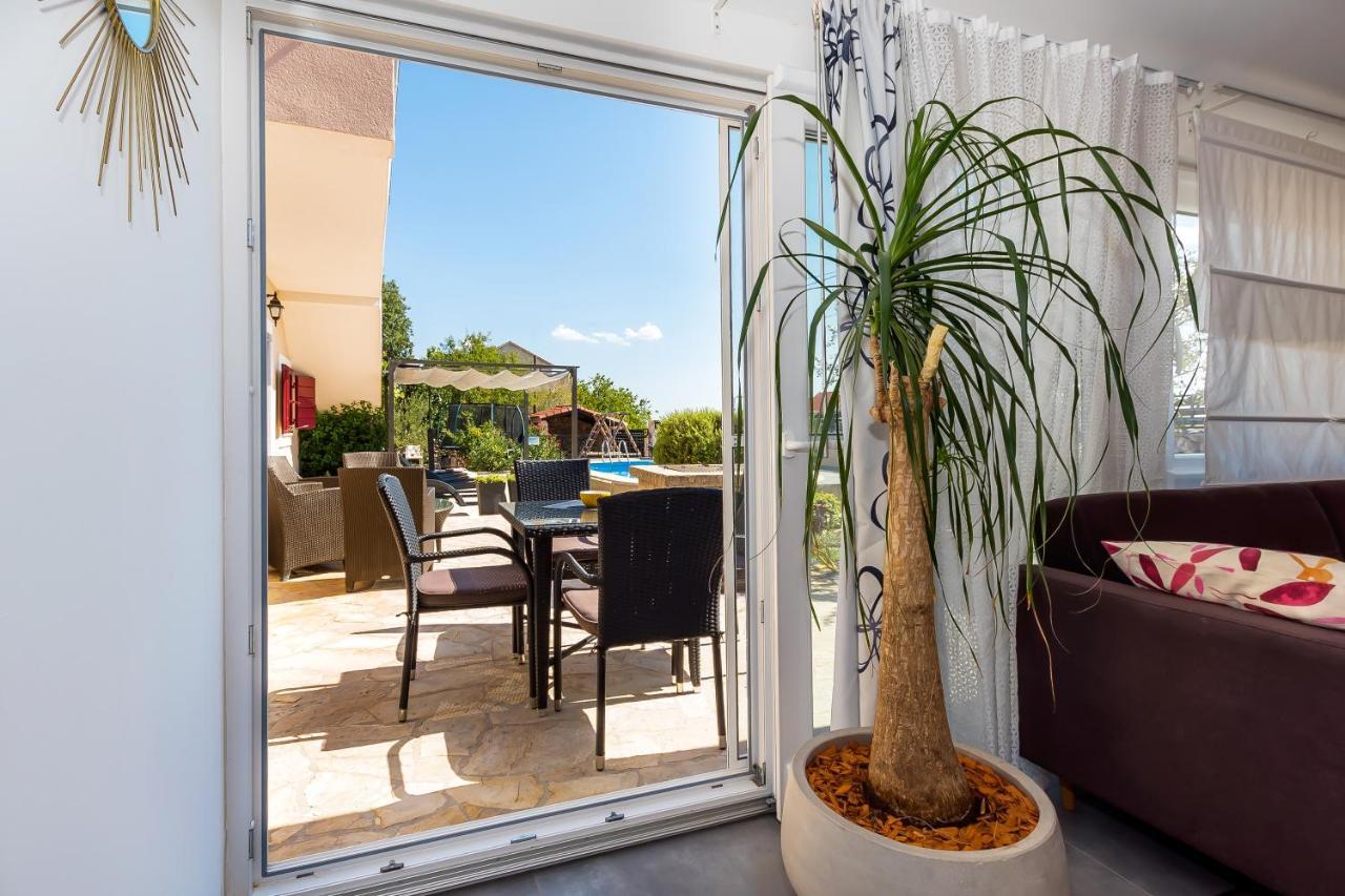 Holiday Home Rosko Skradin Luaran gambar