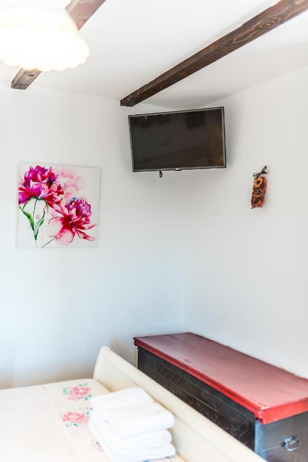 Holiday Home Rosko Skradin Luaran gambar